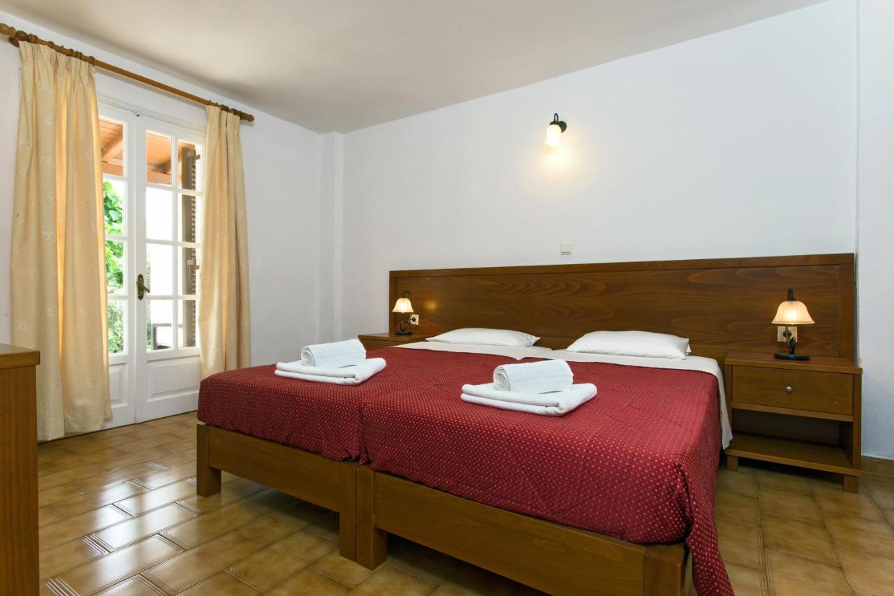 Villa Bacchus Kassiopi Corfu Exterior photo