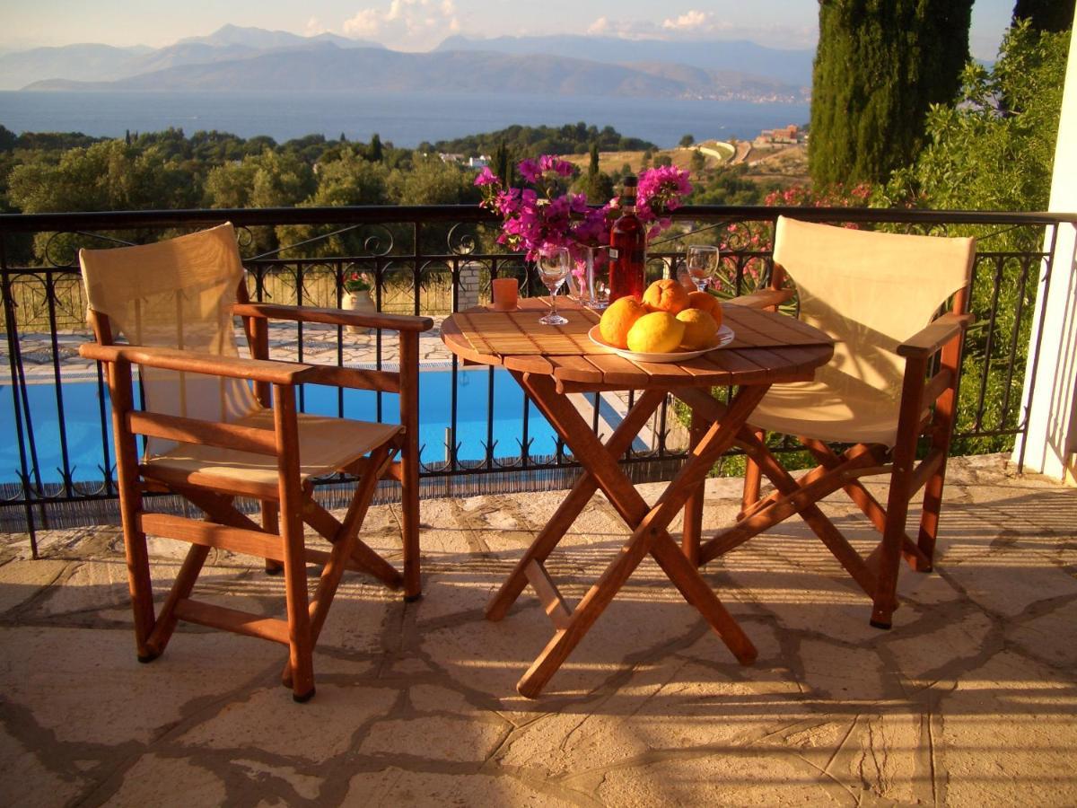 Villa Bacchus Kassiopi Corfu Exterior photo